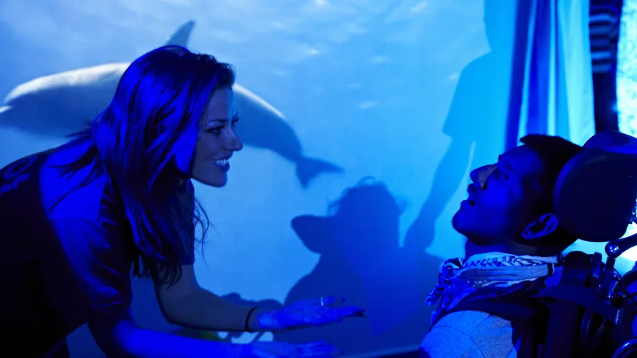 Projection and led lighting in sensory project setting for inclusive environments